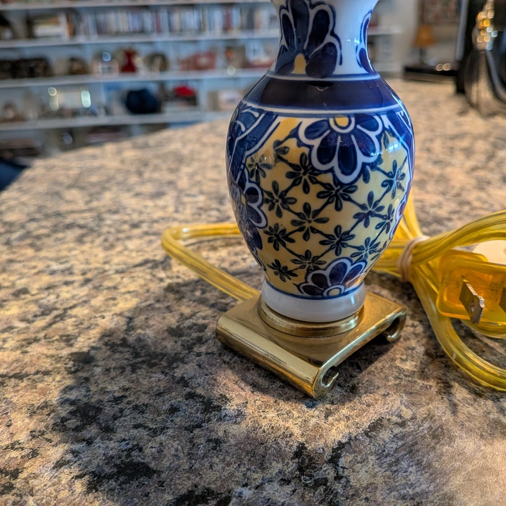 Tiny Accent Lamp Blue Yellow Gold - Picture 3 of 5